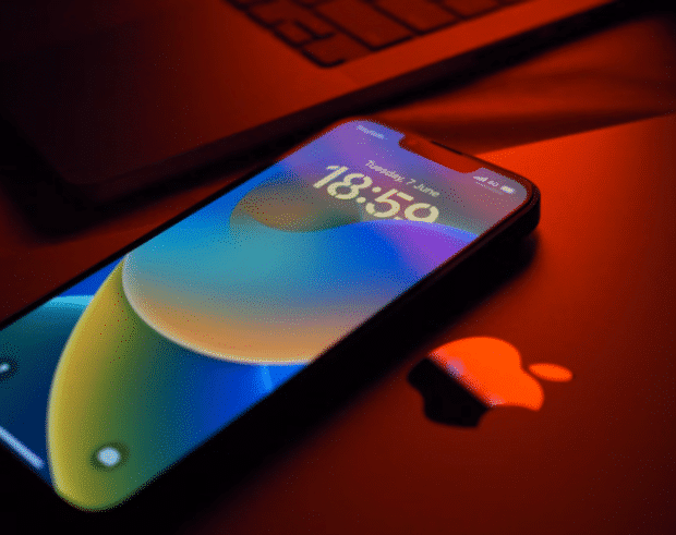 苹果已关闭 iOS 16.4.1 验证通道，无法降级