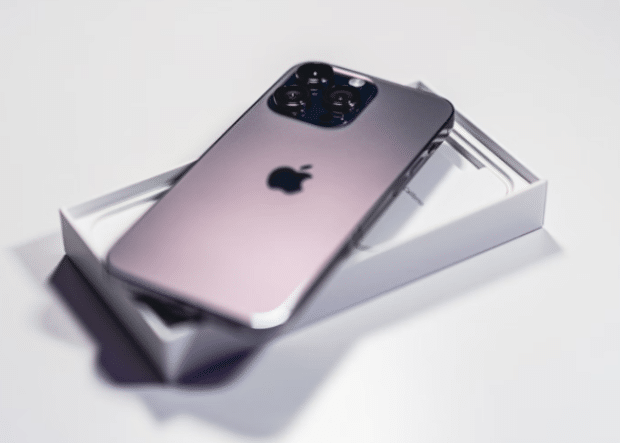 消息称苹果 iPhone 16 Pro 系列将配备更大的显示屏