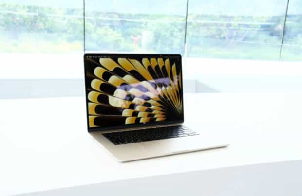 苹果推出 15 英寸 MacBook Air 笔记本，售价 10499 元起