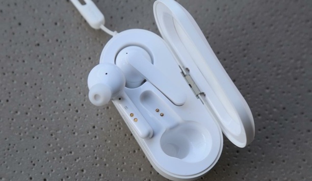 蓝牙耳机另一只连不上如何办,蓝牙耳机一个连不上怎么回事