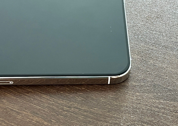 苹果 iPhone 15 系列模型机曝光,Pro 机型配备固态静音按键