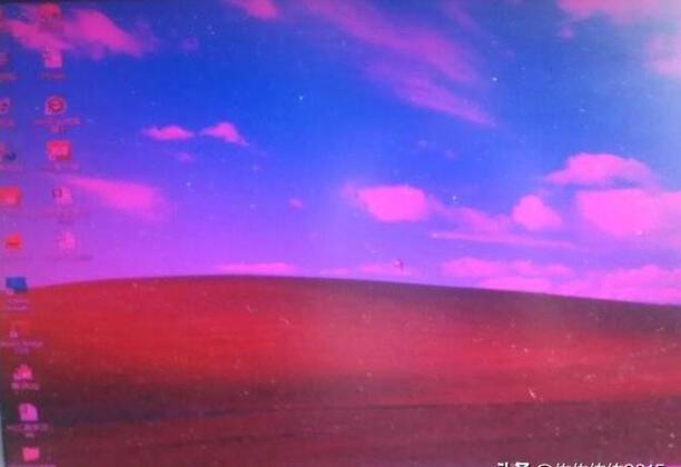 显示器屏幕变暗或色变的原因和解决方法,液晶屏变暗怎么修理