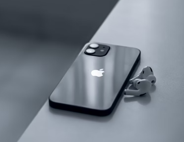 美国以旧换新手机报告：iPhone 抵扣价值接近安卓机的 3 倍