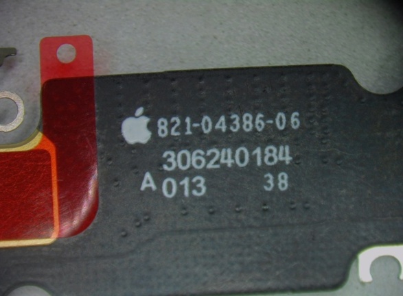 苹果 iPhone 15 系列 USB-C 组件更多细节照片曝光