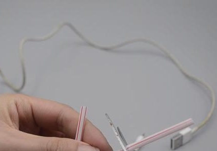 充电线头快断了如何修复,数据线快断了怎么补救
