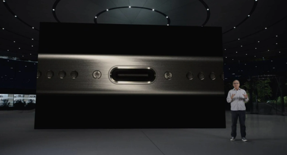 iPhone 15 Pro / Max 发布：搭载 A17 Pro 处理器，采用钛合金机身，支持拍摄空间视频