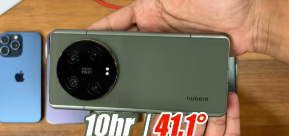 苹果 iPhone 15 Pro Max 续航测试：对比安卓旗舰表现如何？