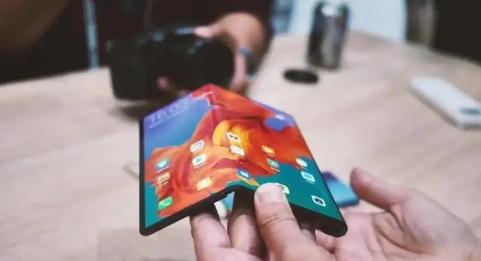 华为PocketS折叠屏手机是不是折久了会坏屏