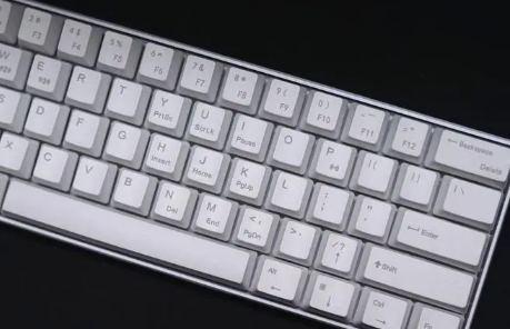 电脑键盘打不了字按哪个键恢复