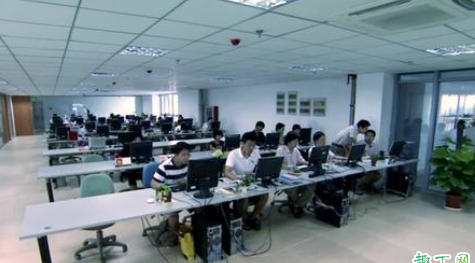 上班自己带电脑的公司靠谱么为什么要带