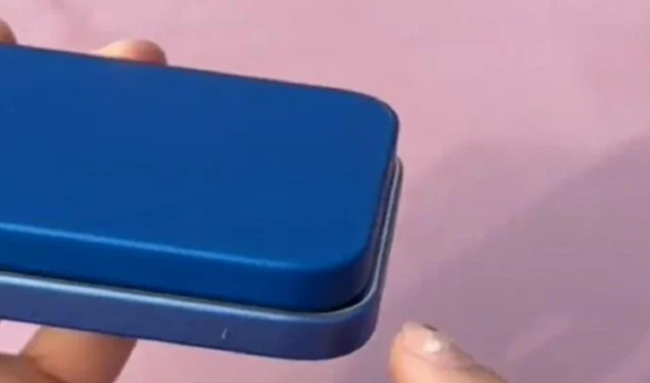 苹果 iPhone 16 系列模型机曝光:更大屏幕,新增拍照键 苹果 iPhone 16 系列模型机曝光:更大屏幕,新增拍照键