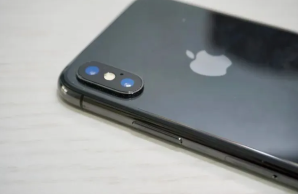 苹果官方已关闭 iOS 16.7.6 验证通道，无法降级