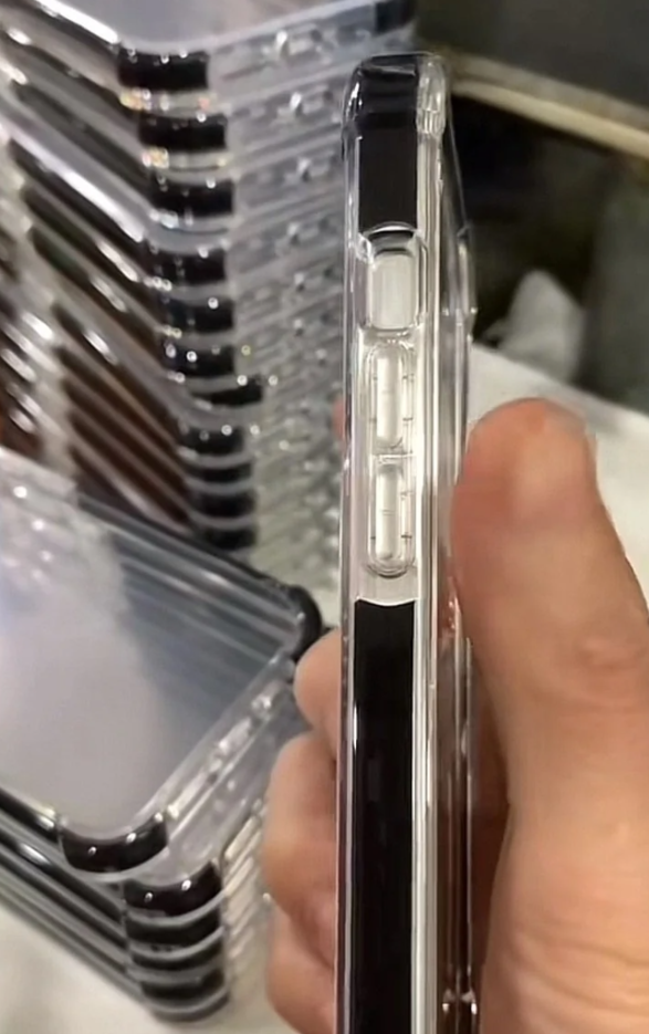 苹果 iPhone SE 4 手机保护壳曝光，显示其采用刘海屏设计