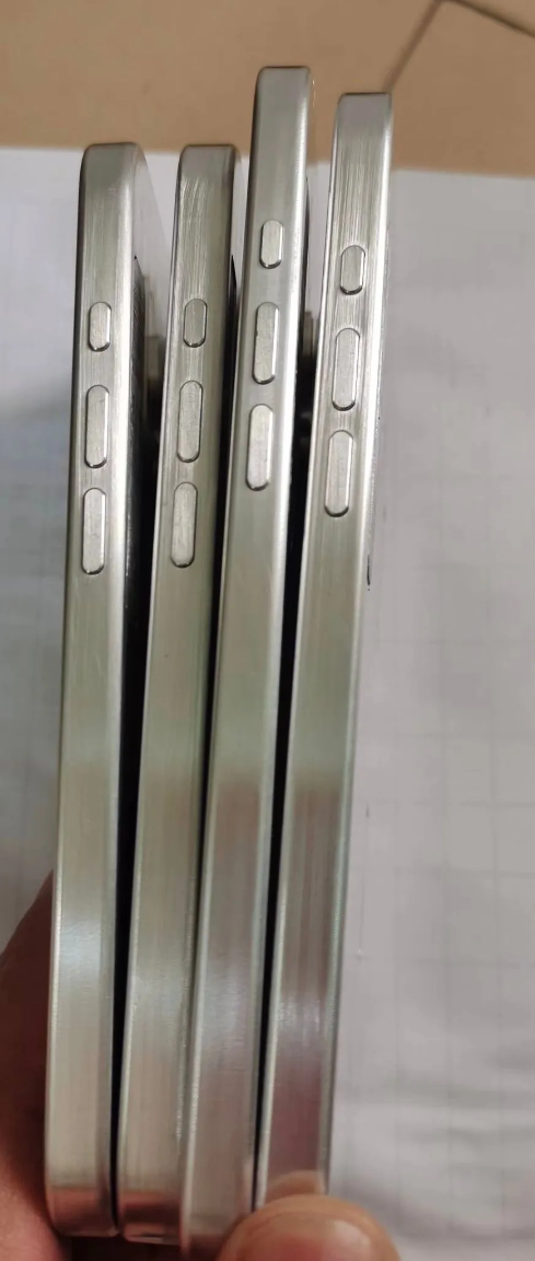 苹果 iPhone 16 全系机模曝光：新增拍照按钮