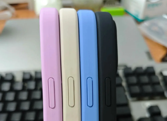 苹果 iPhone 16 / Pro 系列手机壳首曝！