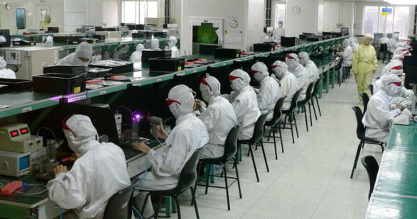 富士康印度工厂组装 iPhone 不招已婚女性 ！
