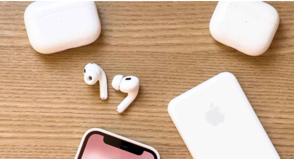 “带摄像头模块的AirPods”在2026年前开始批量生产 “带摄像头模块的AirPods”在2026年前开始批量生产