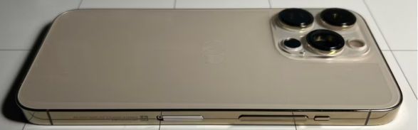 苹果 iPhone 特定原型机曝光，或为触觉按钮测试机