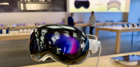 专利显示 Vision Pro 最终推出之前已研发了至少 15 年