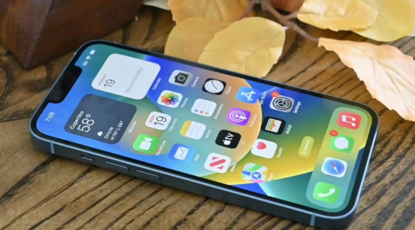 4800 万单摄/A18 芯片/无 Home 键，iPhone SE 4 机模曝光