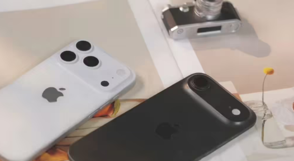 苹果 iPhone 17 系列机模上手：Pro 与 Air 双线出击