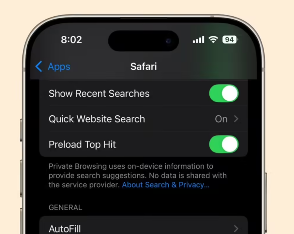 iOS 18.4 新选项可禁用 Safari 新标签页近期搜索历史功能