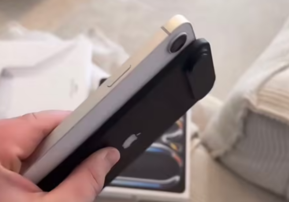 iPhone 17 Air 机模上手：极限薄！