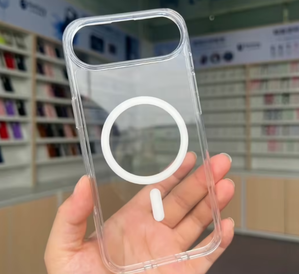 iPhone 17 Air 戴手机壳效果：美感不减，还超薄！