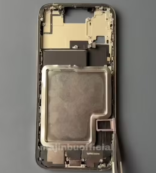 苹果 iPhone 17 Pro 电池设计曝光：中美版本尺寸不同