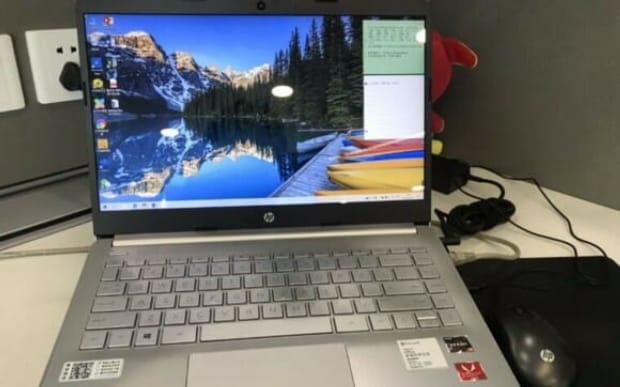 电脑开机为什么会黑屏一段时间