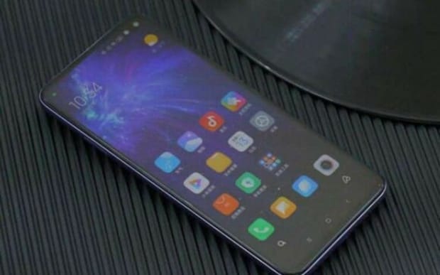 红米k30至尊纪念版出厂有贴膜吗