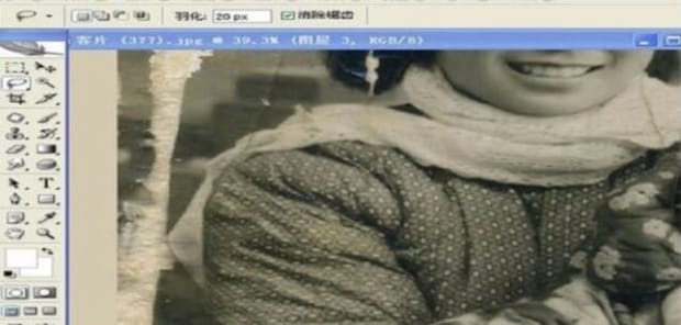 老旧摄影胶片斑痕怎样修复,老照片怎么修复