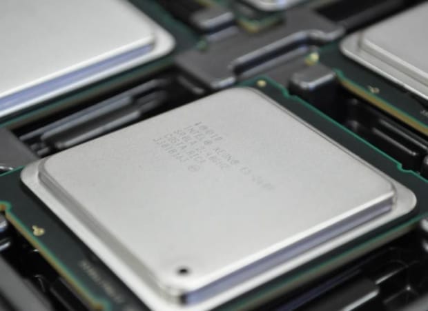 r72700x相当于英特尔什么级别cpu,2700x相当于intel什么级别的cpu